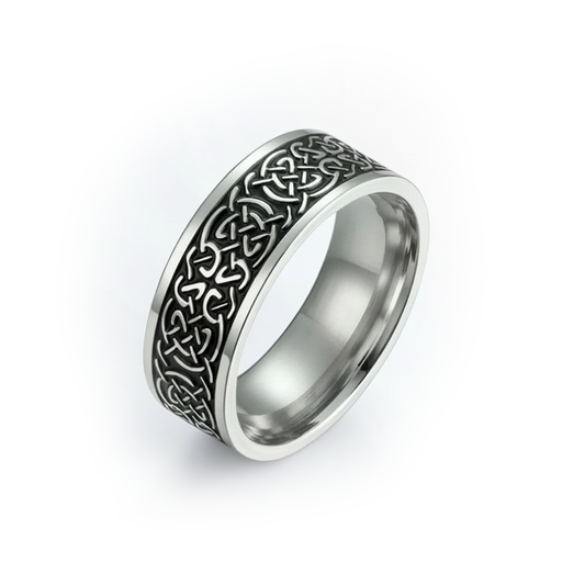 Norse Ullr Ring – The Hunter’s Eternal Knot