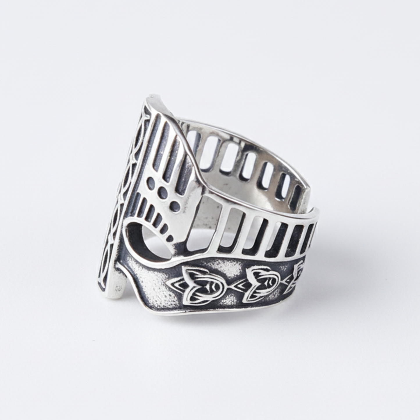 Viking Helm Ring in Silver