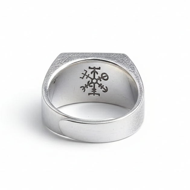 Courage Rune Ring in Silver