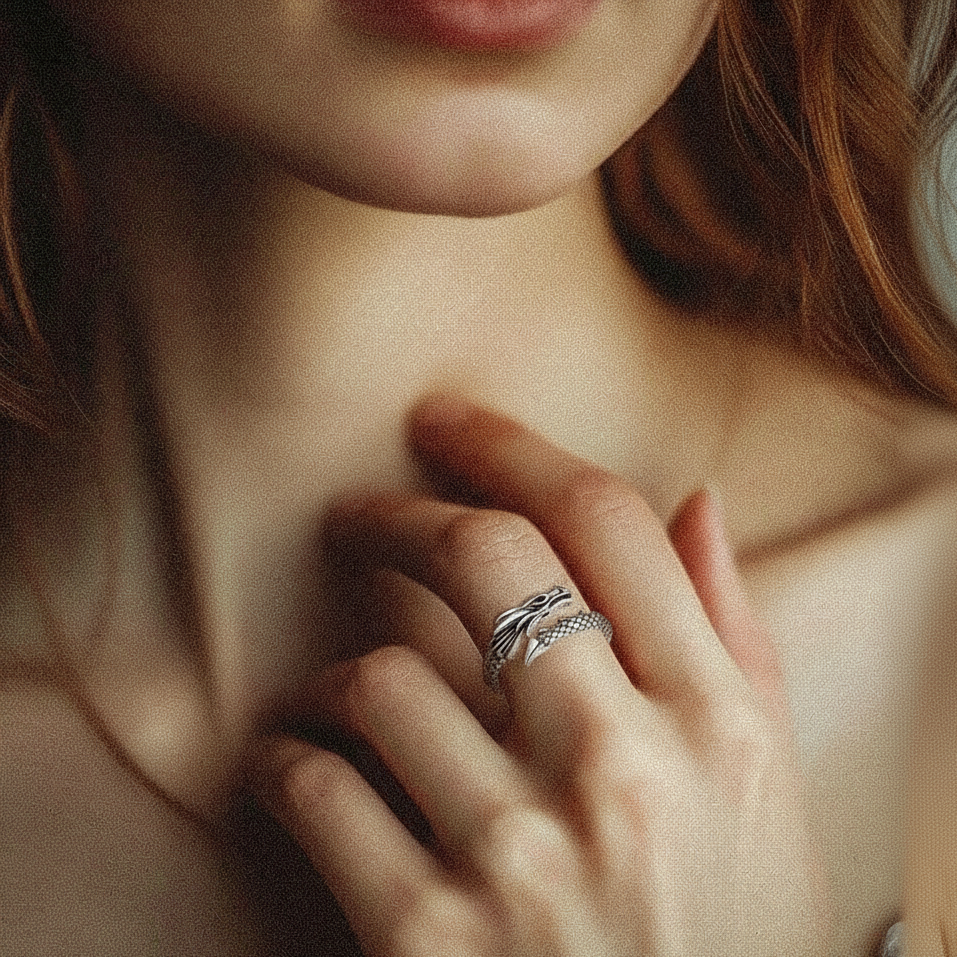 Dragon Ring in Silver