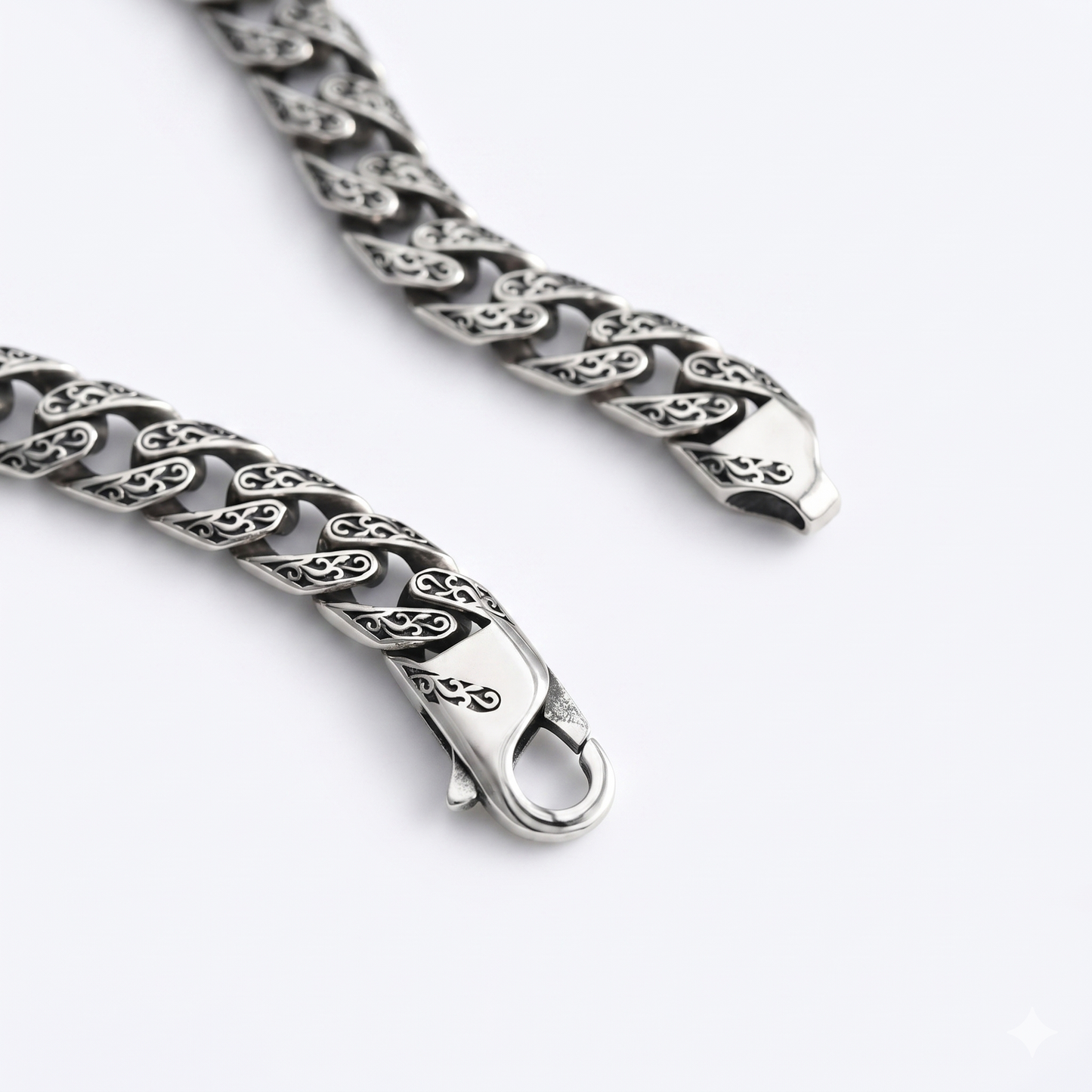 Asgard Bracelet in Sterling Silver