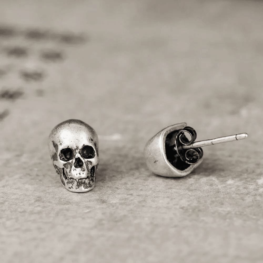 Retro Skull Stud Earring in Silver Earrings Skaldic Jewelry 