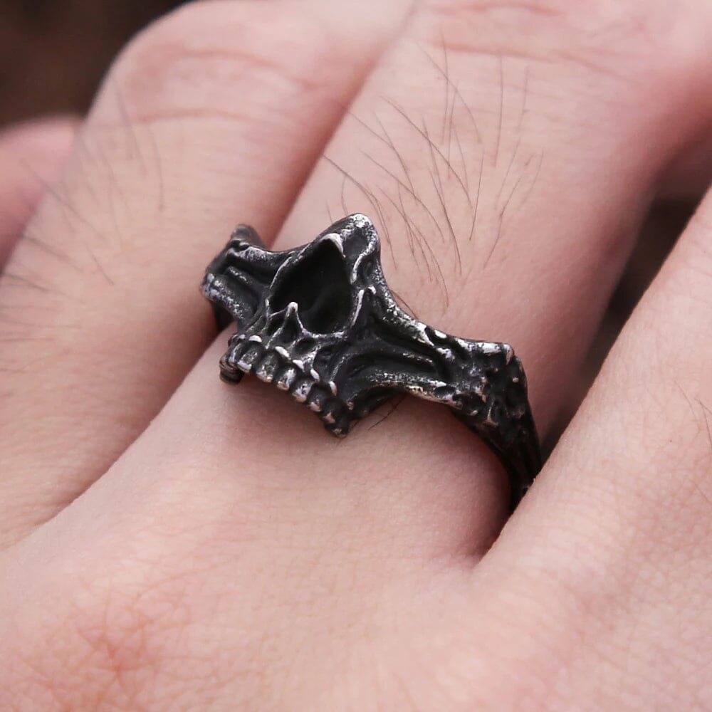 Broken Skull Aged Stainless Steel Ring Ring [Skaldic_Jewelry] 