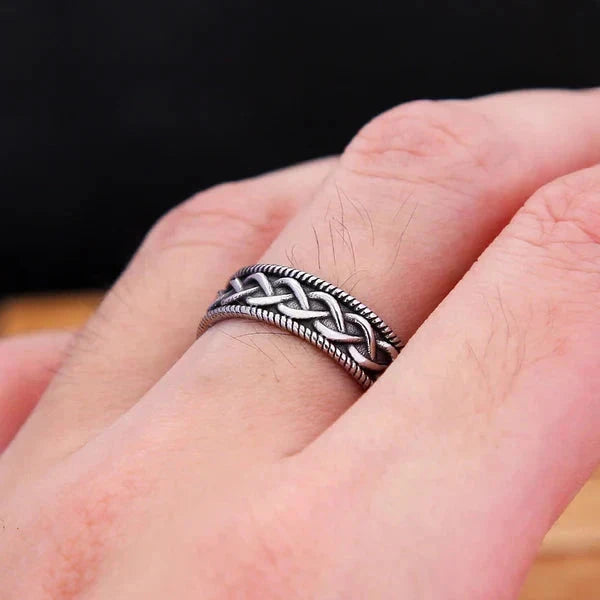 Celtic Knot Ring Ring [Skaldic_Jewelry] 