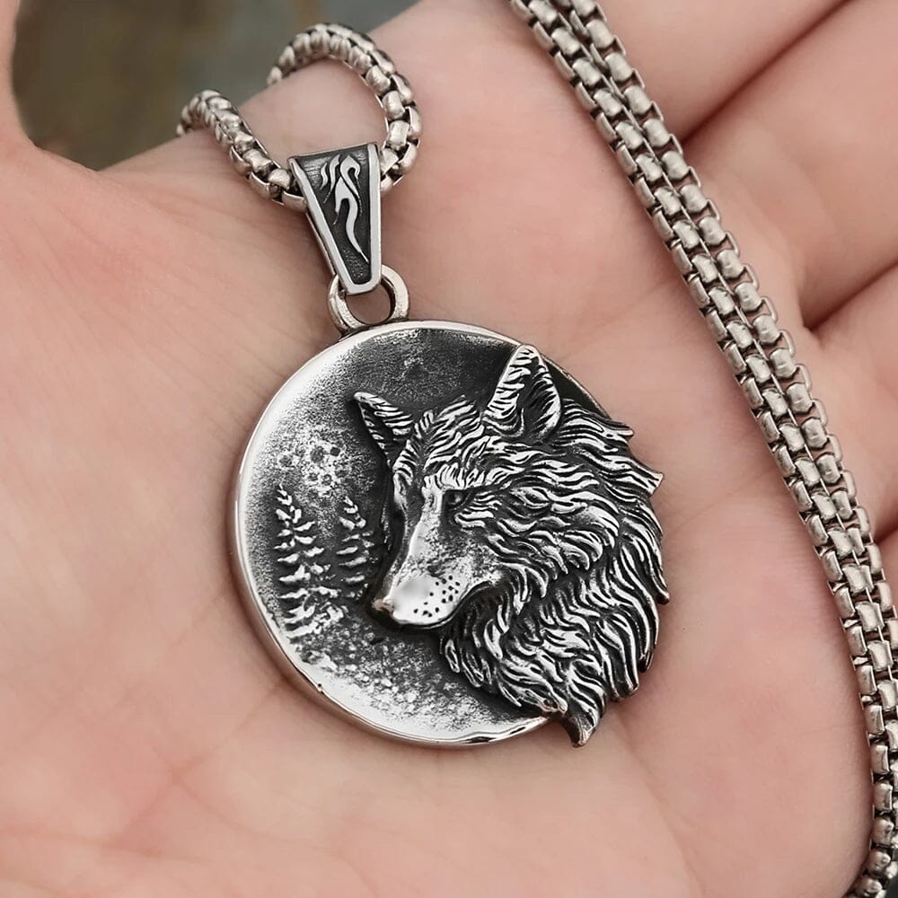 Odin’s Wolf Pendant Necklace Necklace Skaldic Jewelry 