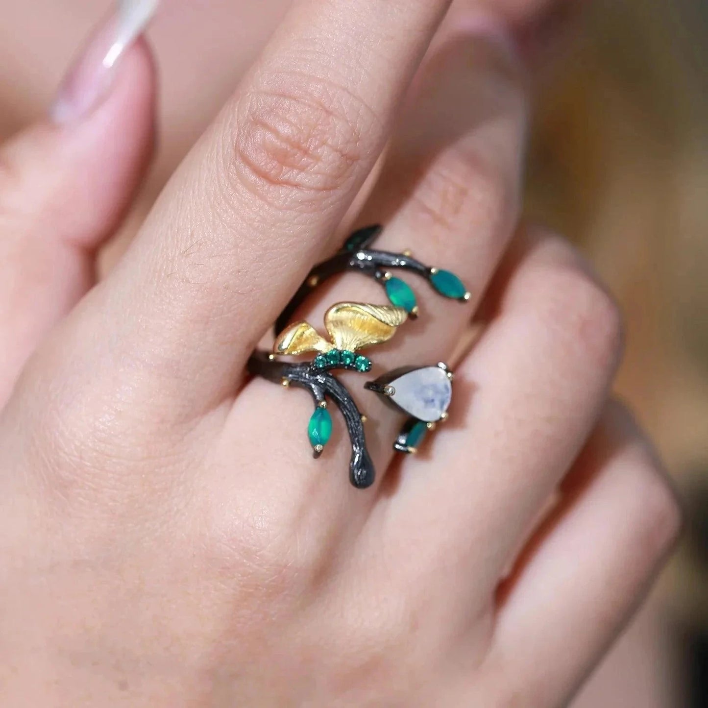 Unisize Freya Leaf Ring in Silver with Moonstone Ring [Skaldic_Jewelry] 